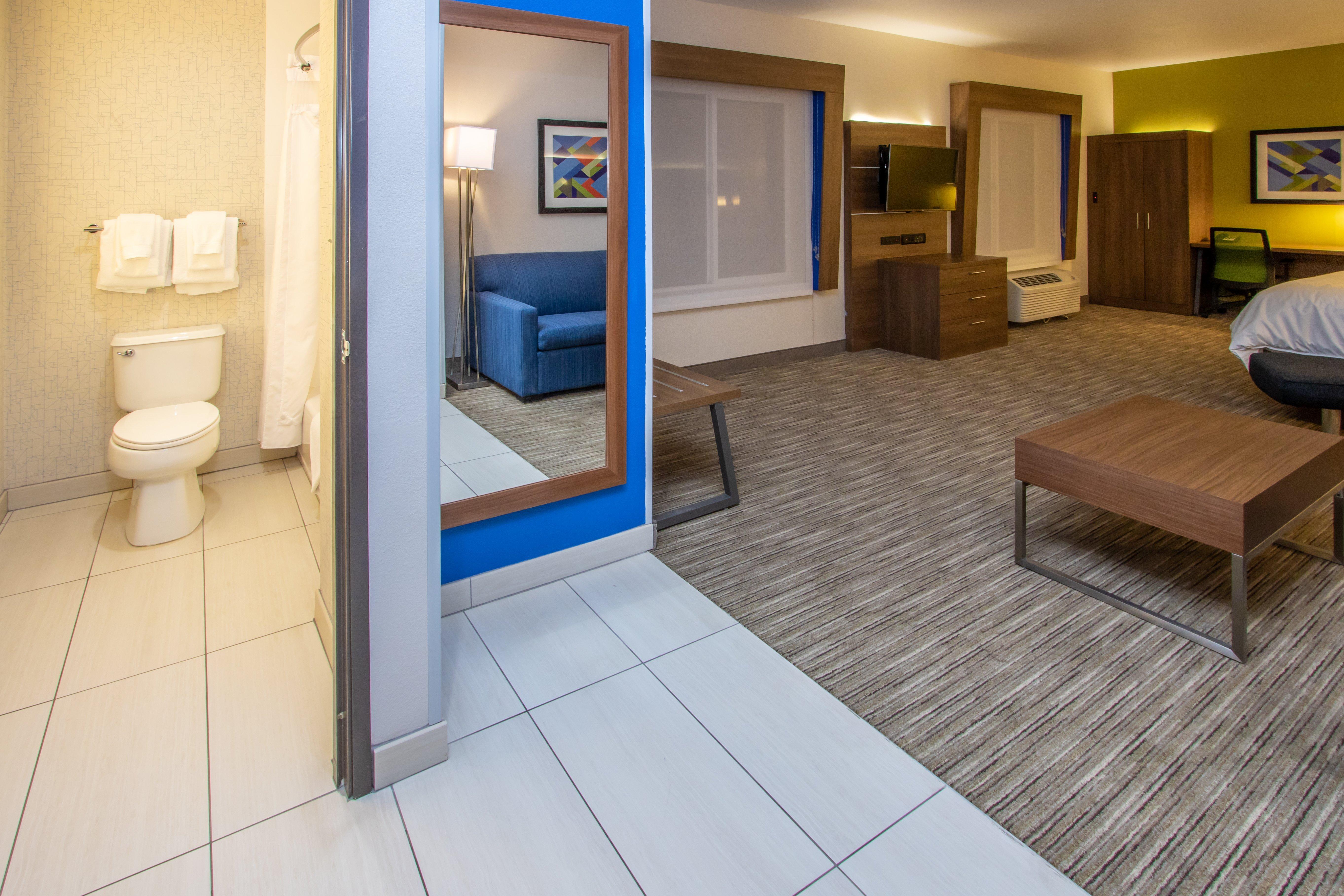 Holiday Inn Express Hotel & Suites Roseville - Galleria Area By Ihg Buitenkant foto