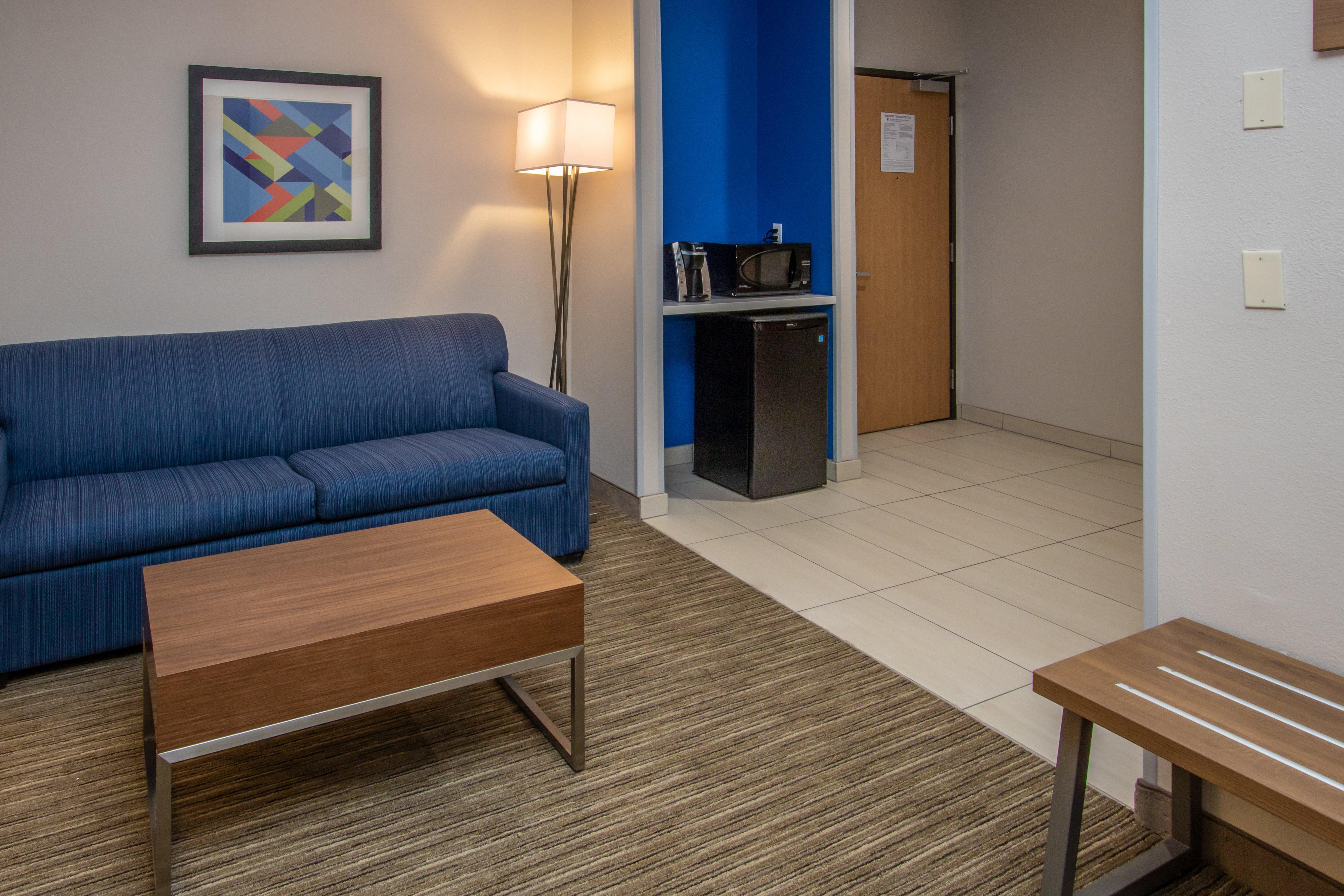 Holiday Inn Express Hotel & Suites Roseville - Galleria Area By Ihg Buitenkant foto