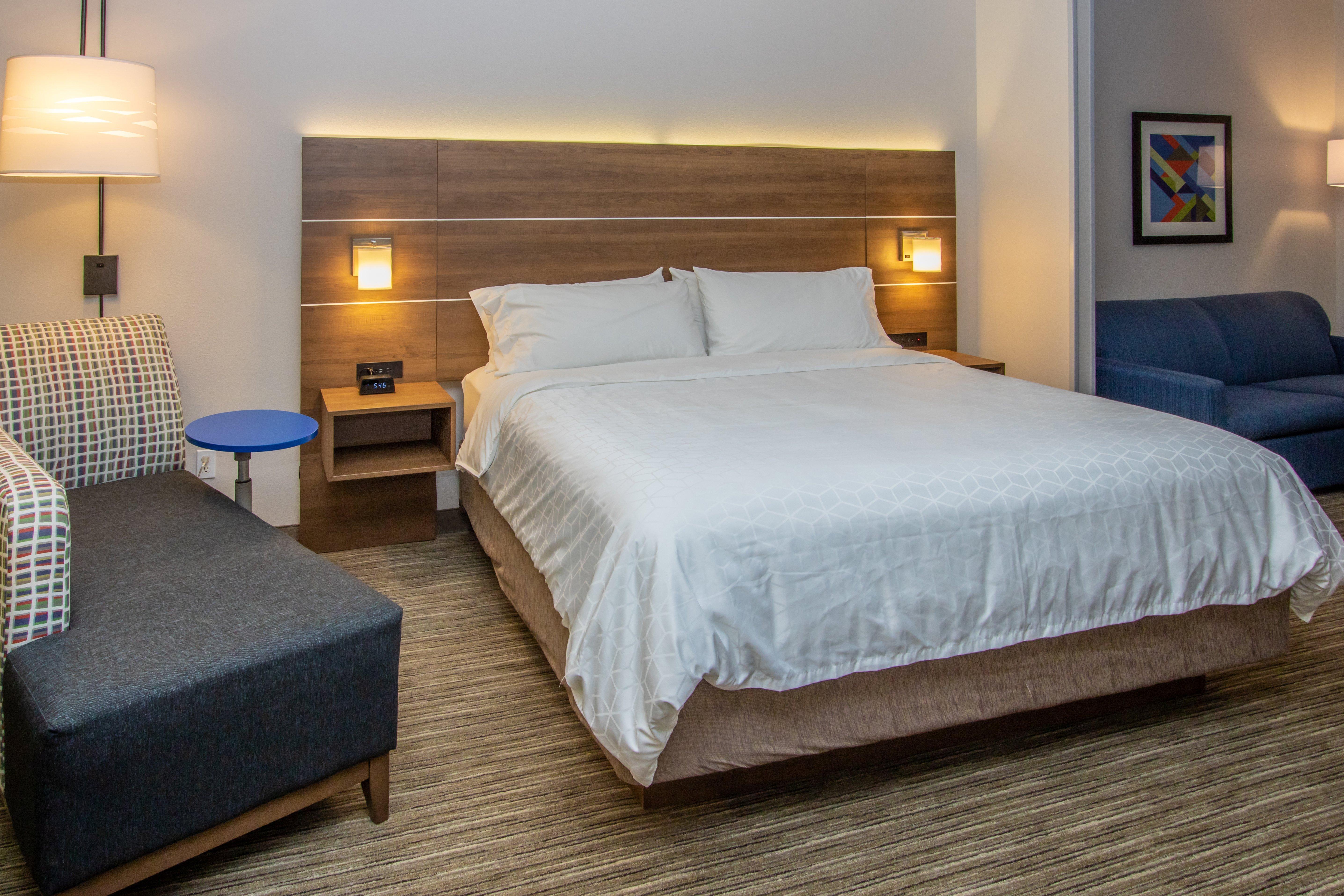 Holiday Inn Express Hotel & Suites Roseville - Galleria Area By Ihg Buitenkant foto
