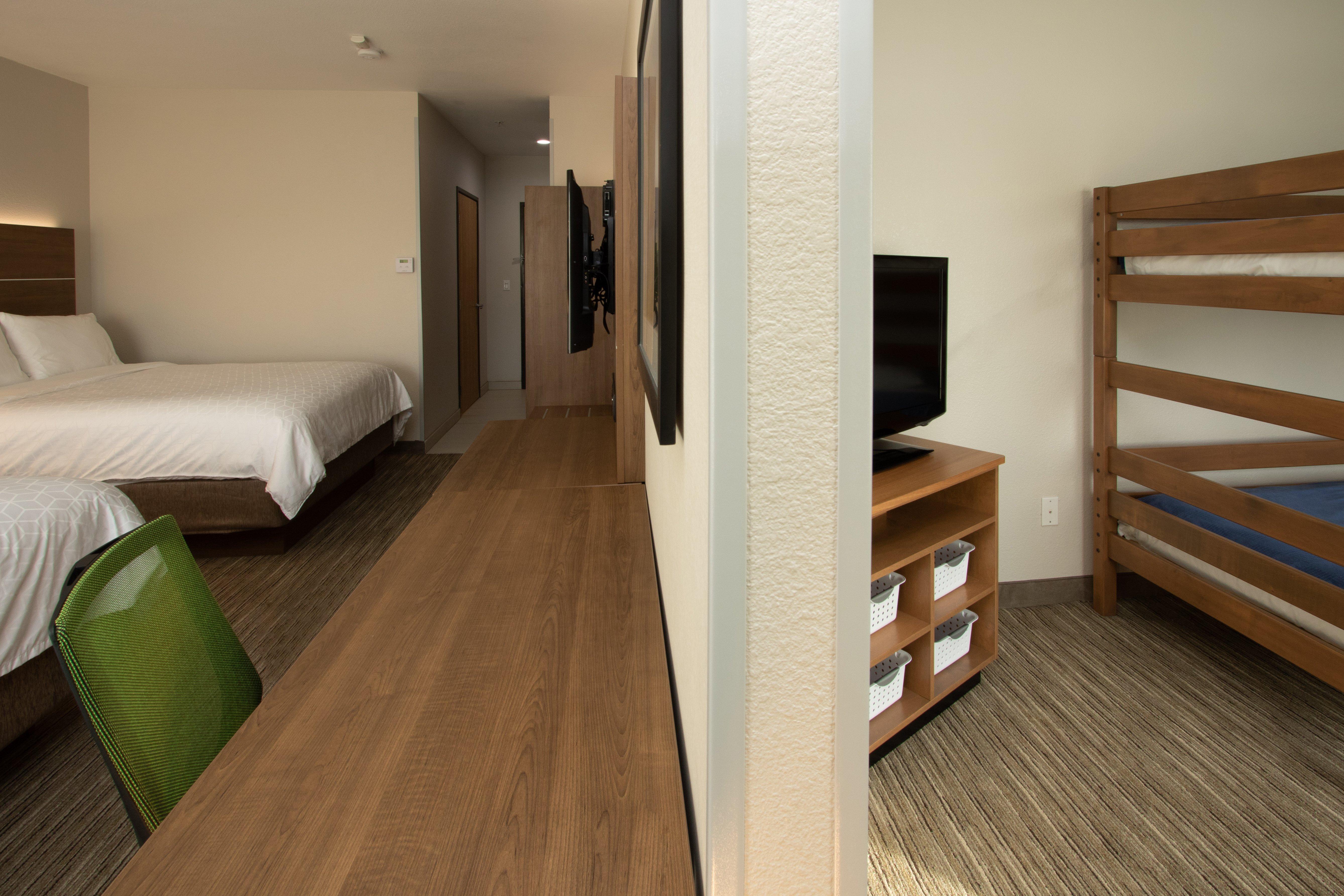 Holiday Inn Express Hotel & Suites Roseville - Galleria Area By Ihg Buitenkant foto