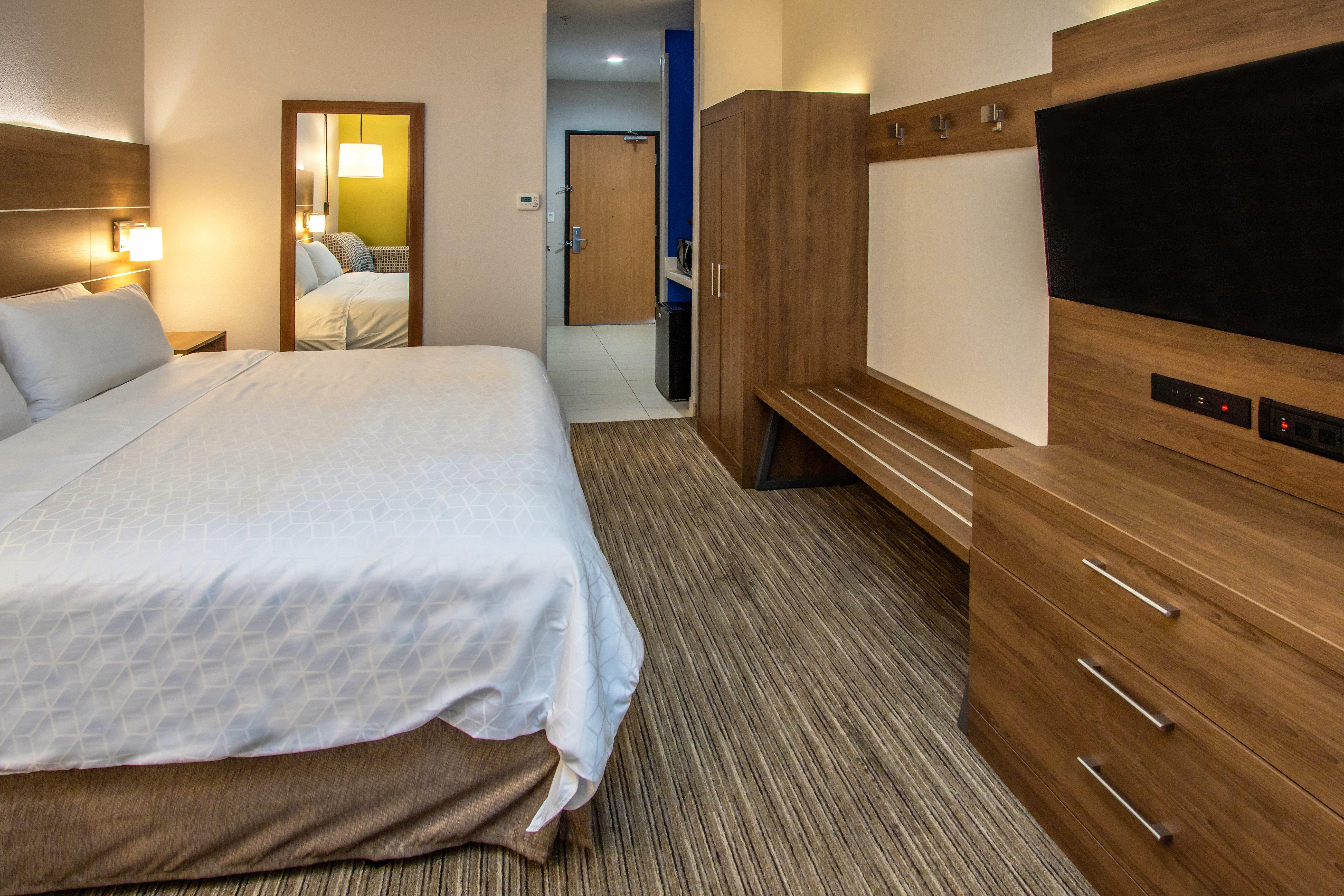 Holiday Inn Express Hotel & Suites Roseville - Galleria Area By Ihg Buitenkant foto