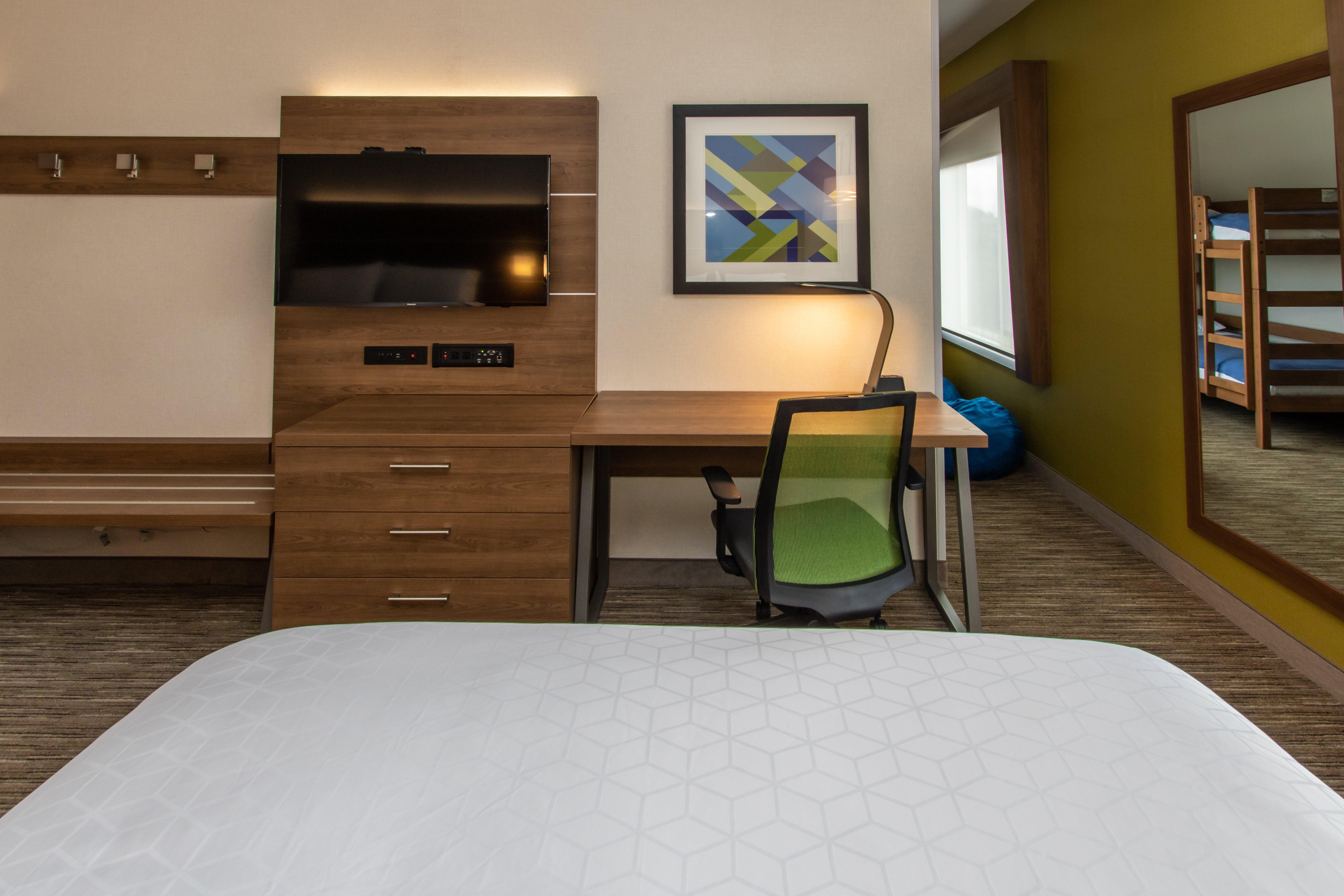 Holiday Inn Express Hotel & Suites Roseville - Galleria Area By Ihg Buitenkant foto