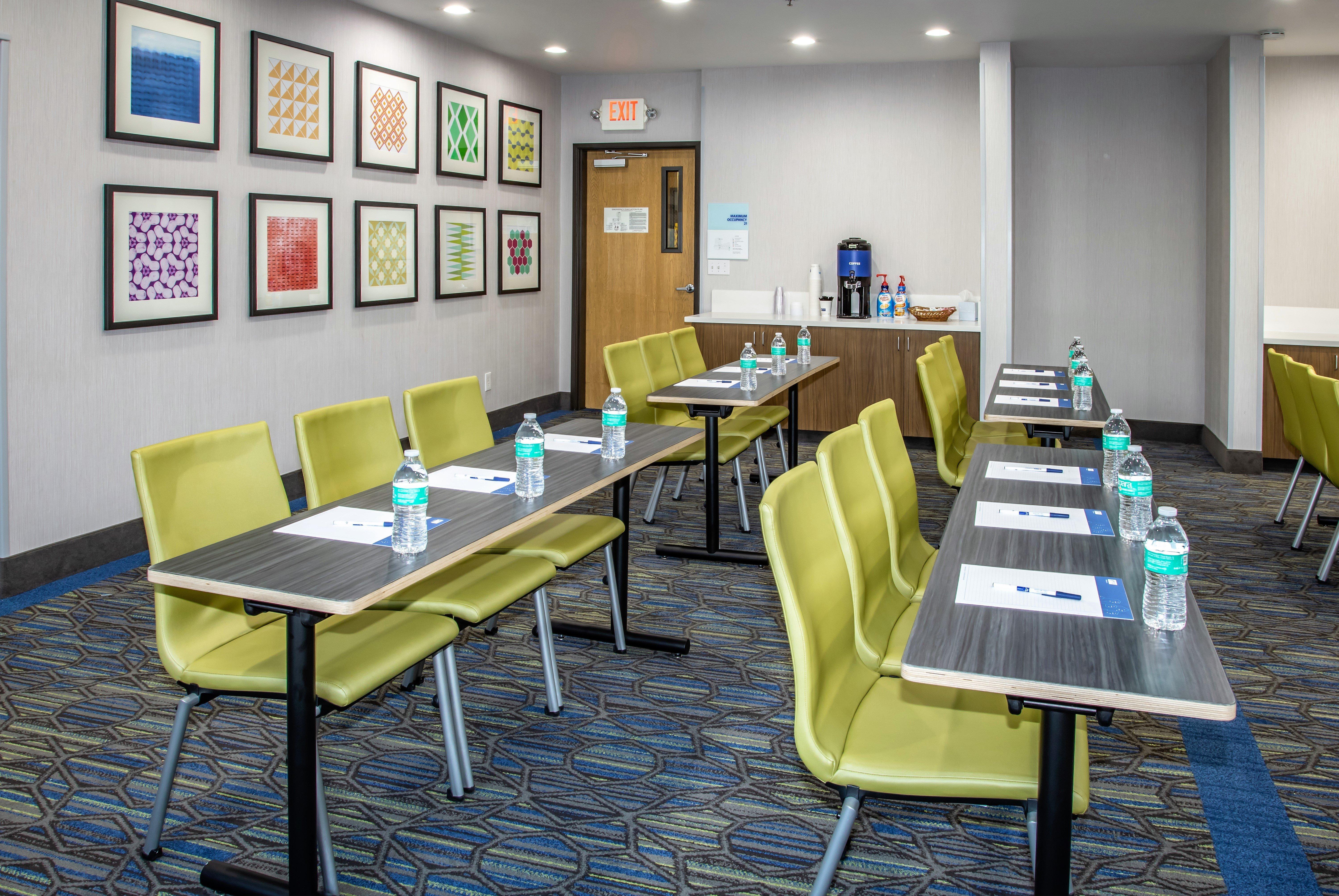 Holiday Inn Express Hotel & Suites Roseville - Galleria Area By Ihg Buitenkant foto
