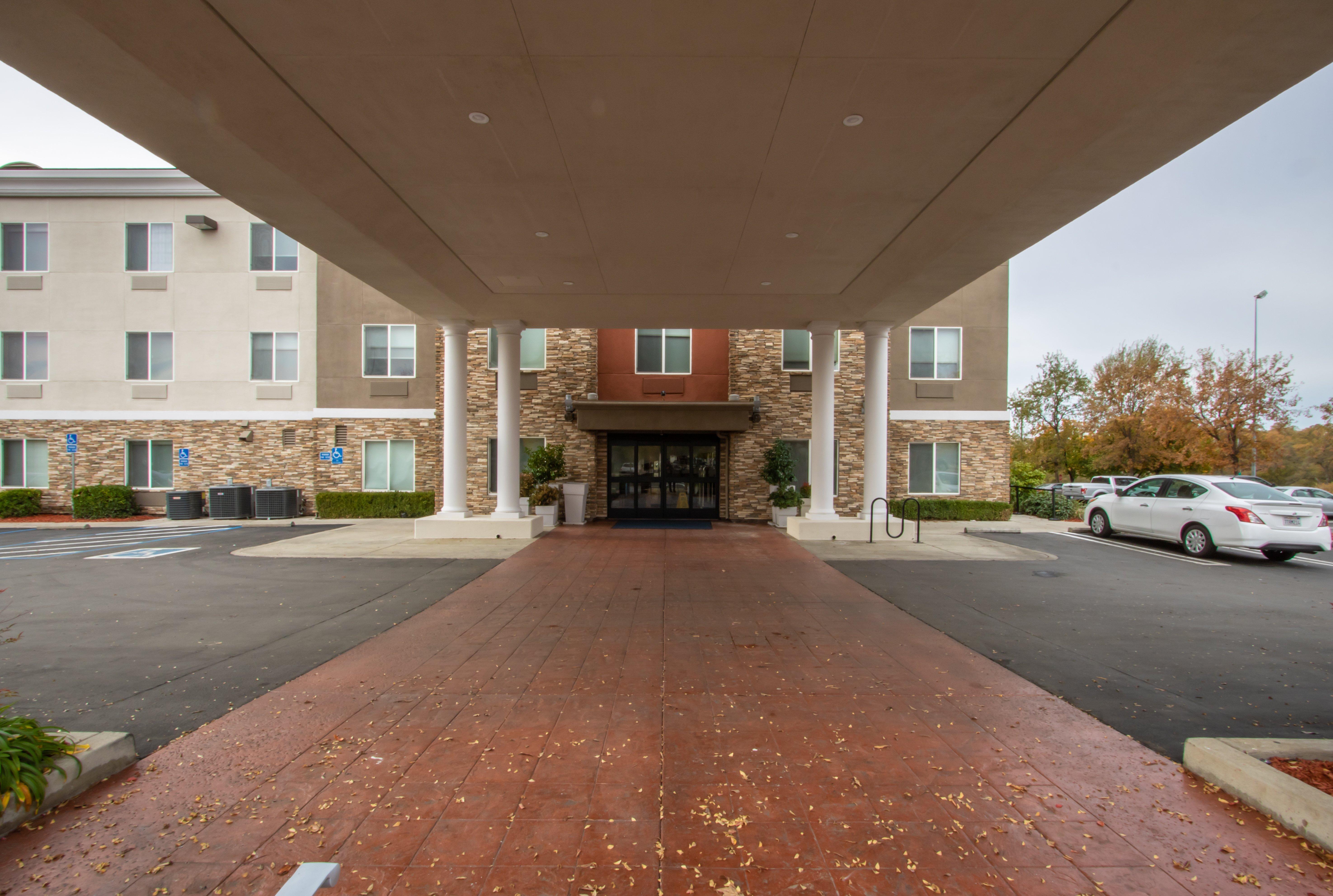 Holiday Inn Express Hotel & Suites Roseville - Galleria Area By Ihg Buitenkant foto