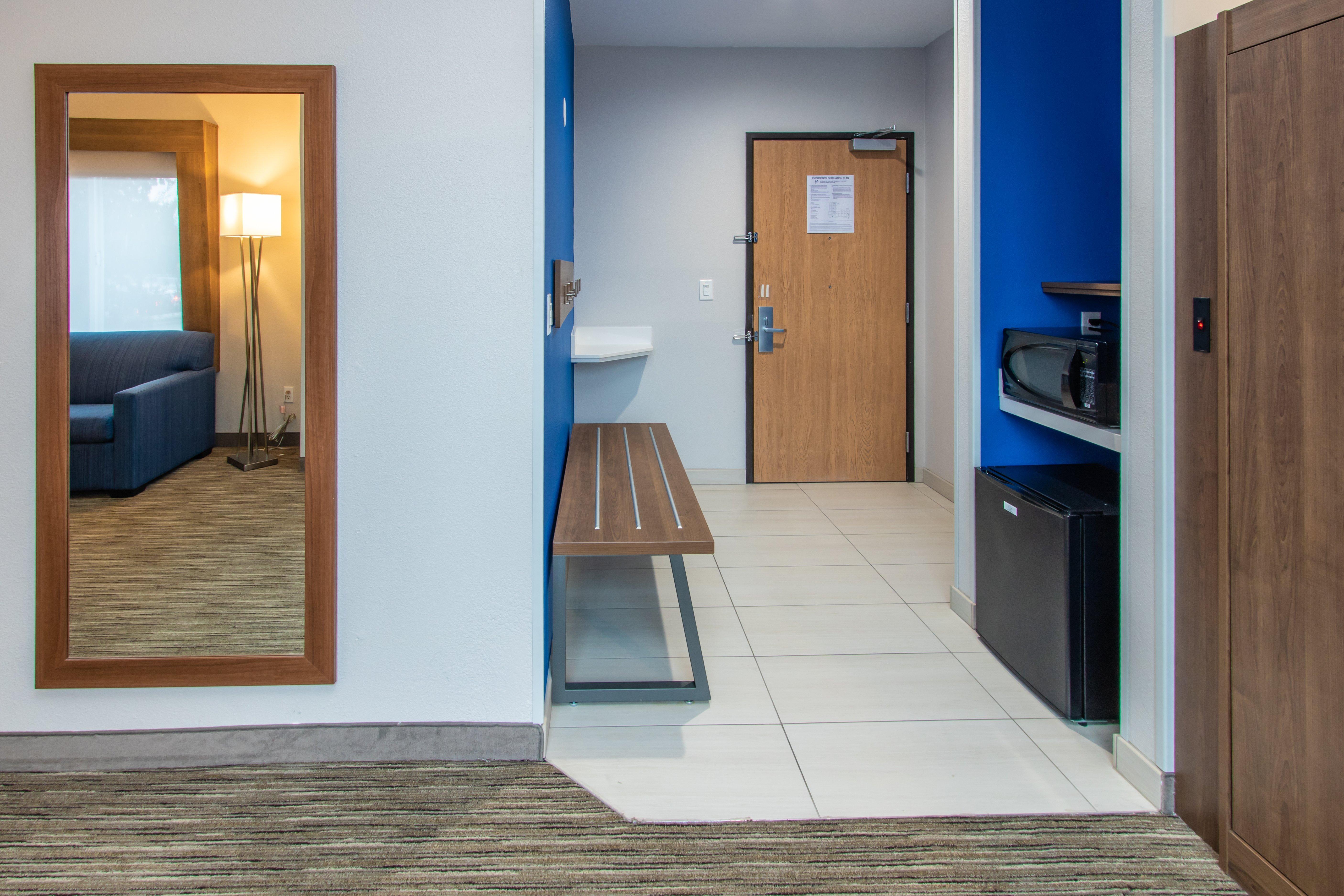 Holiday Inn Express Hotel & Suites Roseville - Galleria Area By Ihg Buitenkant foto
